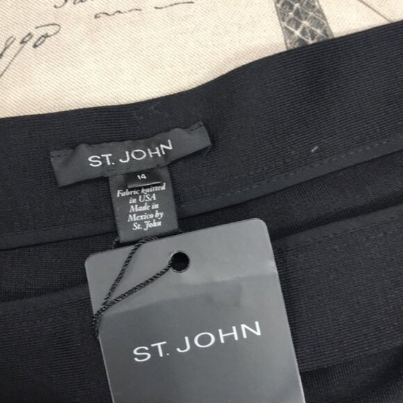 St. John Collection Milano Knit Side Slit Crop Pants - Picture 7 of 12